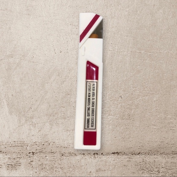 Moschino Fashion Kill Cigarette iPhone 7 Case - Picture 8 of 8